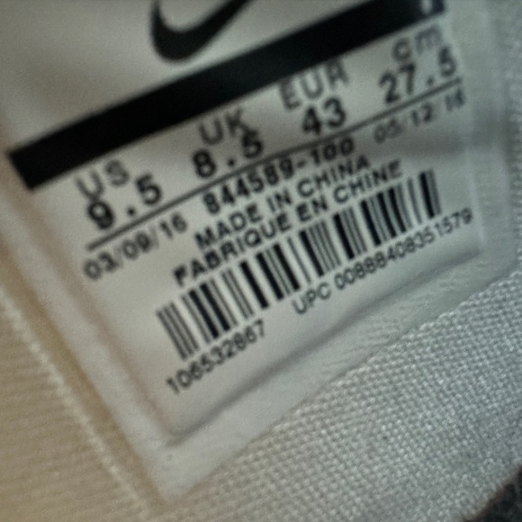 Nike KD Trey 5 Basketball Shoes Size 9.5 Cream Black - Picture 9 of 11